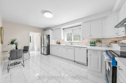 Photo 16 at 177 Overbrook Place, Bathurst Manor, Toronto