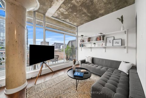 Photo 1 at 807 - 66 Portland Street, Waterfront Communities C1, Toronto