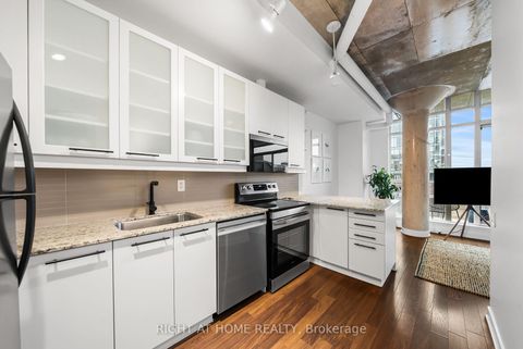 Photo 6 at 807 - 66 Portland Street, Waterfront Communities C1, Toronto