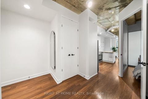 Photo 15 at 807 - 66 Portland Street, Waterfront Communities C1, Toronto