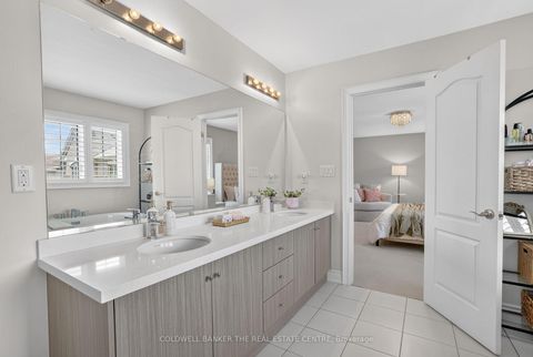 Photo 19 at 721 Dillman Avenue, Wyndham, Newmarket