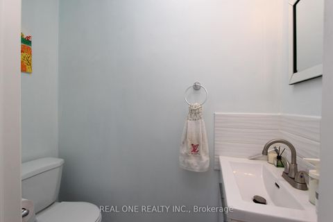 Photo 14 at 25 Bigwin Drive, Aurora Heights, Aurora