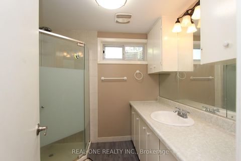 Photo 27 at 25 Bigwin Drive, Aurora Heights, Aurora