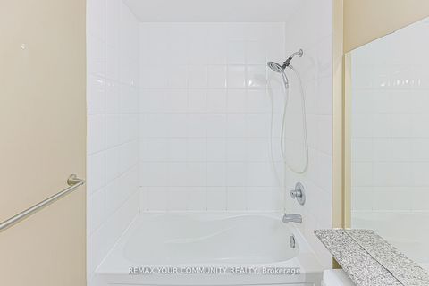 Photo 16 at 1007 - 9245 Jane Street, Maple, Vaughan