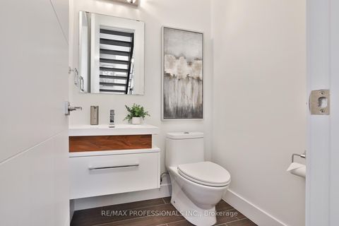 Photo 21 at 54 Renown Road, City Centre West, Toronto