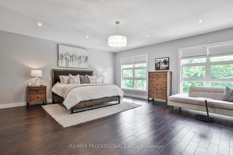 Photo 22 at 54 Renown Road, City Centre West, Toronto
