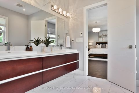 Photo 26 at 54 Renown Road, City Centre West, Toronto