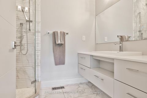 Photo 30 at 54 Renown Road, City Centre West, Toronto