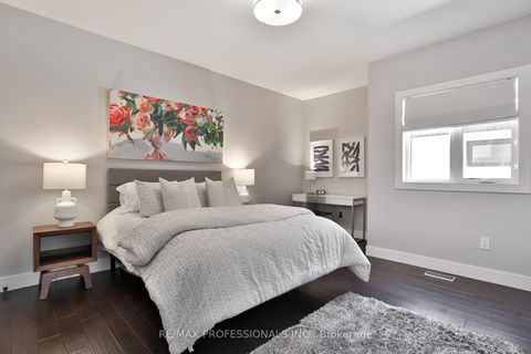 Photo 31 at 54 Renown Road, City Centre West, Toronto