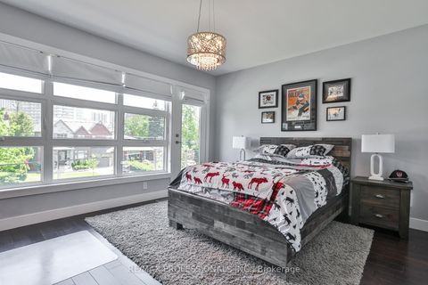 Photo 34 at 54 Renown Road, City Centre West, Toronto