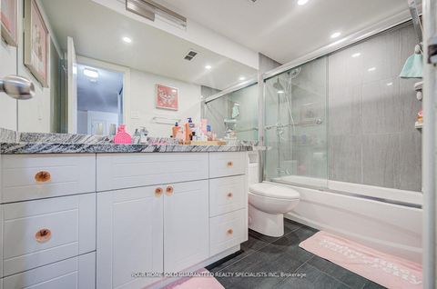 Photo 8 at 602 - 2721 Victoria Park Avenue, L'Amoreaux, Toronto