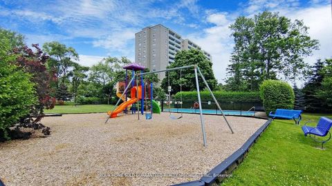 Photo 18 at 602 - 2721 Victoria Park Avenue, L'Amoreaux, Toronto