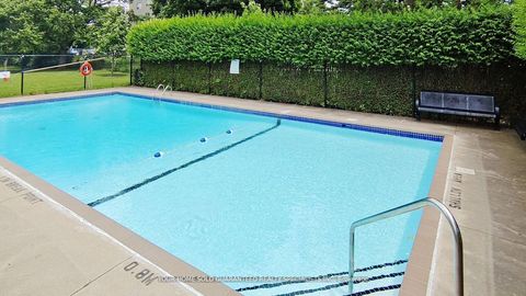 Photo 20 at 602 - 2721 Victoria Park Avenue, L'Amoreaux, Toronto