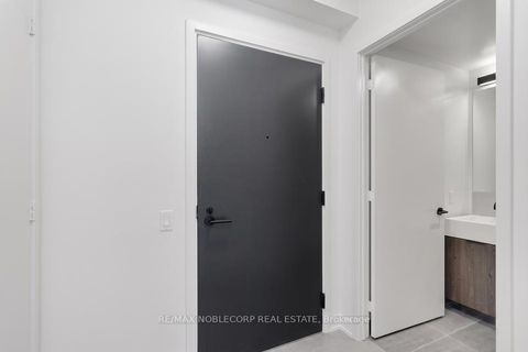 Photo 1 at 712 - 108 Peter Street, Waterfront Communities C1, Toronto