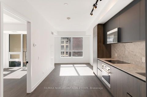 Photo 6 at 712 - 108 Peter Street, Waterfront Communities C1, Toronto