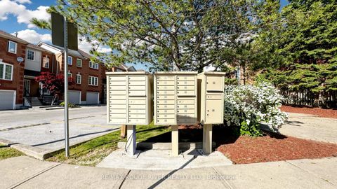 Photo 32 at 4 Trowell Lane, Central, Ajax