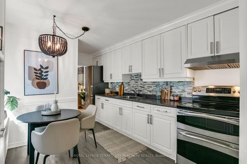 Photo 10 at 405 Brock Avenue, Dufferin Grove, Toronto