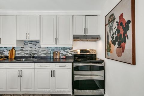 Photo 11 at 405 Brock Avenue, Dufferin Grove, Toronto