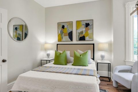 Photo 15 at 405 Brock Avenue, Dufferin Grove, Toronto
