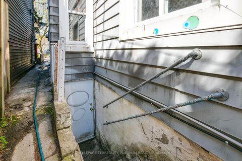 Photo 29 at 405 Brock Avenue, Dufferin Grove, Toronto