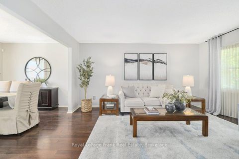 Photo 4 at 803 Linden Court, Williamsburg, Whitby