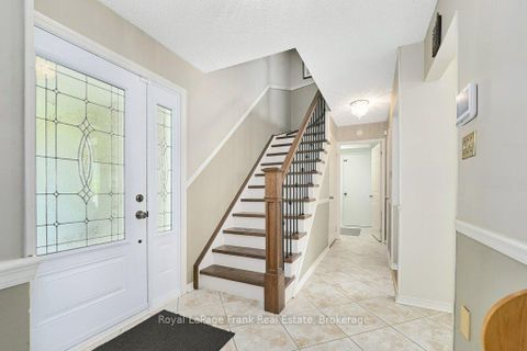 Photo 16 at 803 Linden Court, Williamsburg, Whitby