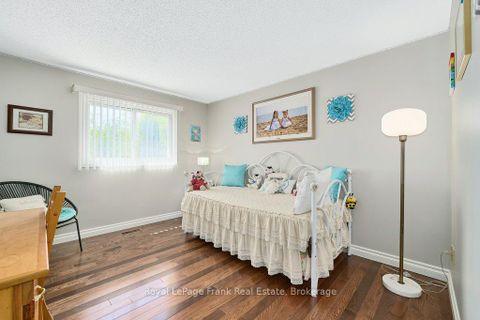 Photo 19 at 803 Linden Court, Williamsburg, Whitby