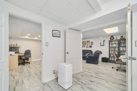Photo 24 at 803 Linden Court, Williamsburg, Whitby