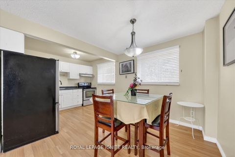 Photo 13 at 190 - 41 Collinsgrove Road, West Hill, Toronto