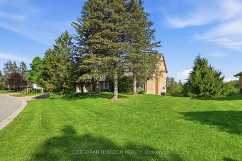 Photo 41 at 18 Curtis Crescent, King City, King