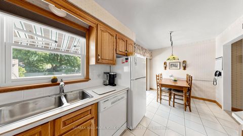 Photo 15 at 24 Devins Drive, Aurora Heights, Aurora