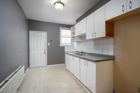 Photo 9 at 353 - 359 Crawford Street, Bellwoods, Toronto
