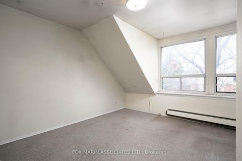 Photo 37 at 353 - 359 Crawford Street, Bellwoods, Toronto
