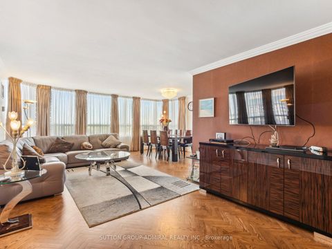 Photo 4 at 604 - 7 Townsgate Drive, Yorkhill, Vaughan