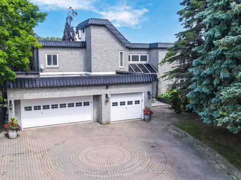 Photo 4 at 788 Woodland Acres Crescent, Rural Vaughan, Vaughan