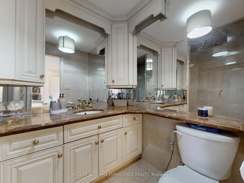 Photo 27 at 788 Woodland Acres Crescent, Rural Vaughan, Vaughan