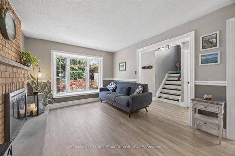 Photo 2 at 199 Carrick Avenue, Keswick North, Georgina