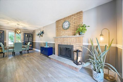 Photo 3 at 199 Carrick Avenue, Keswick North, Georgina