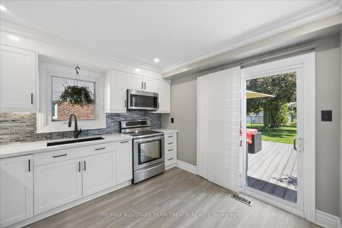 Photo 9 at 199 Carrick Avenue, Keswick North, Georgina