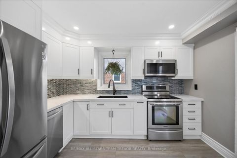 Photo 11 at 199 Carrick Avenue, Keswick North, Georgina