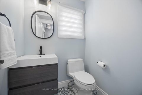 Photo 15 at 199 Carrick Avenue, Keswick North, Georgina