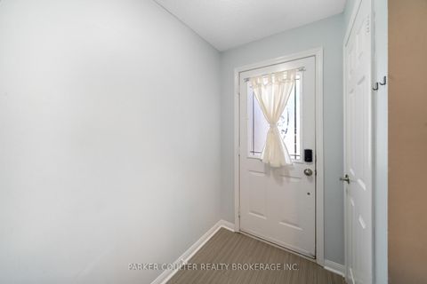 Photo 2 at 7 - 237 Ferndale Drive S, Ardagh, Barrie