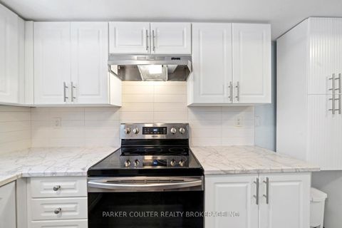 Photo 12 at 7 - 237 Ferndale Drive S, Ardagh, Barrie