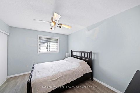 Photo 18 at 7 - 237 Ferndale Drive S, Ardagh, Barrie