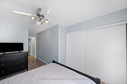 Photo 20 at 7 - 237 Ferndale Drive S, Ardagh, Barrie