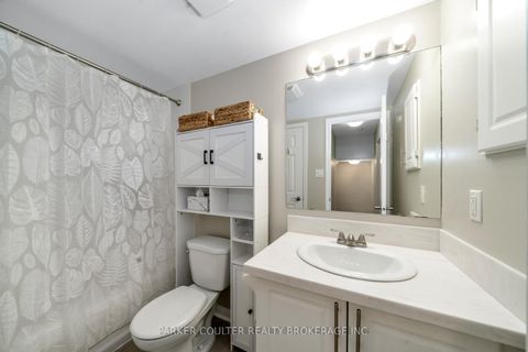 Photo 21 at 7 - 237 Ferndale Drive S, Ardagh, Barrie