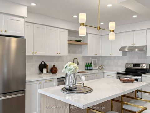 Photo 17 at 8 Wilket Creek Road, Flemingdon Park, Toronto
