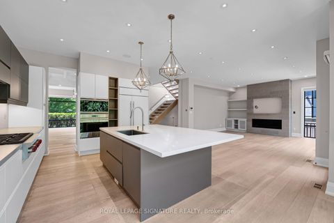 Photo 6 at 9 Fordham Place, Don Mills, Toronto