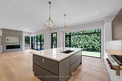Photo 9 at 9 Fordham Place, Don Mills, Toronto
