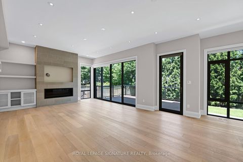Photo 11 at 9 Fordham Place, Don Mills, Toronto